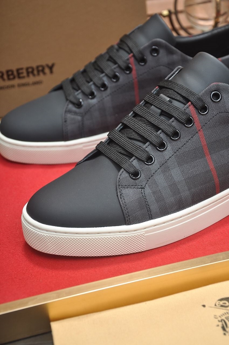 Burberry Sneakers